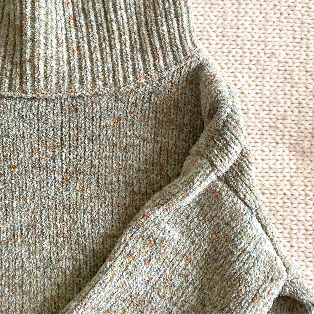 Turtleneck Sweater 🤍